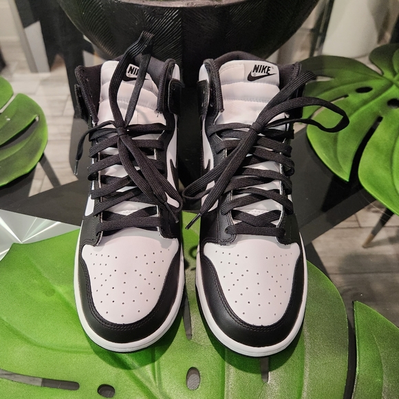 Other - Nike Dunk High Blk$Wht